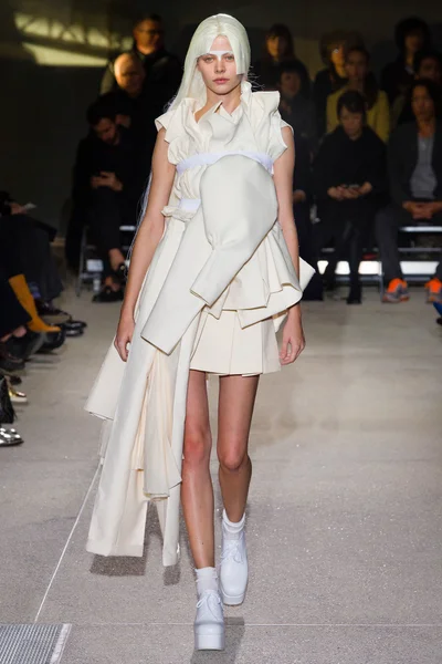 Look 34